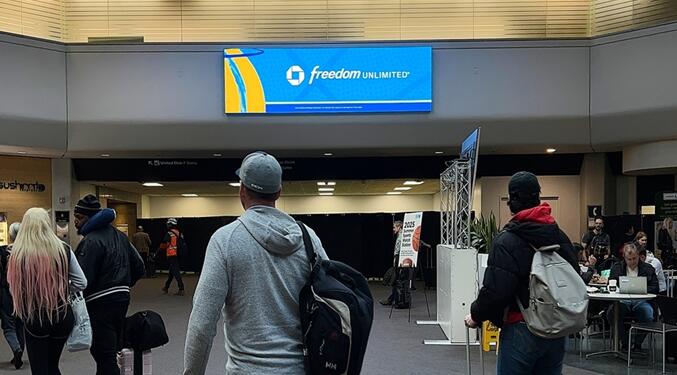 舊金山機(jī)場廣告